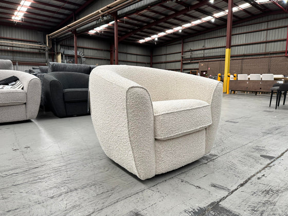 Cleo Swivel Chair with Full 360 Swivel Action