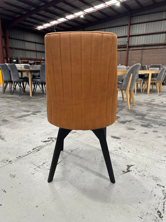 Dining Chair 1445 in 100% Vintage Tan Leather