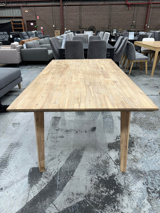 Tempo Dining Table made from Solid Sandblasted Acacia Timber